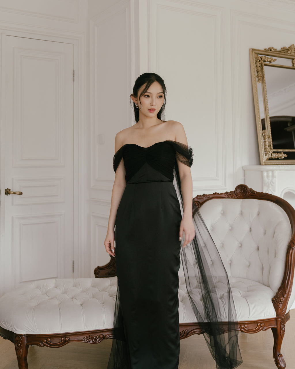 Gaun Helena